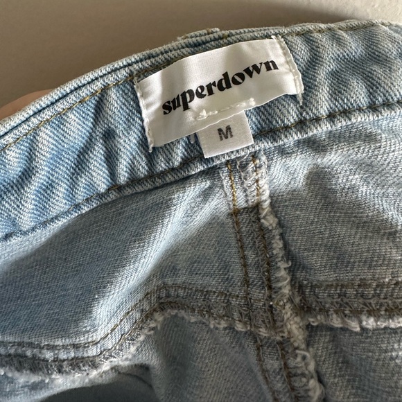 Superdown Lightwash Denim Double Button Y2K Micro Mini Skirt size Medium EUC - Picture 3 of 7